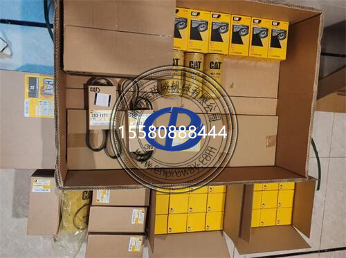 探秘卡特彼勒CAT 521B：森林采伐的超级利器