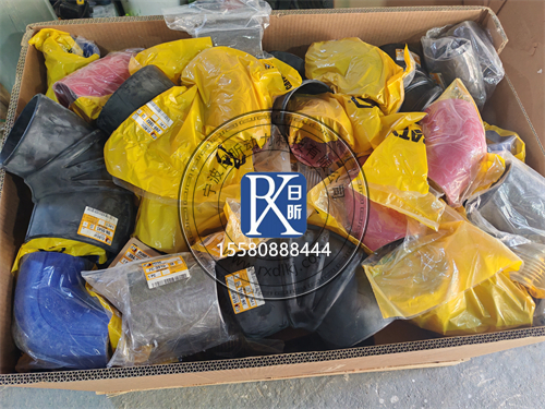 卡特彼勒反铲装载机“心脏”揭秘：故障、维保与配件攻略